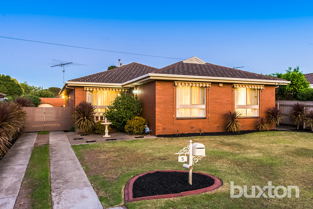 5 Hereford Drive, Belmont