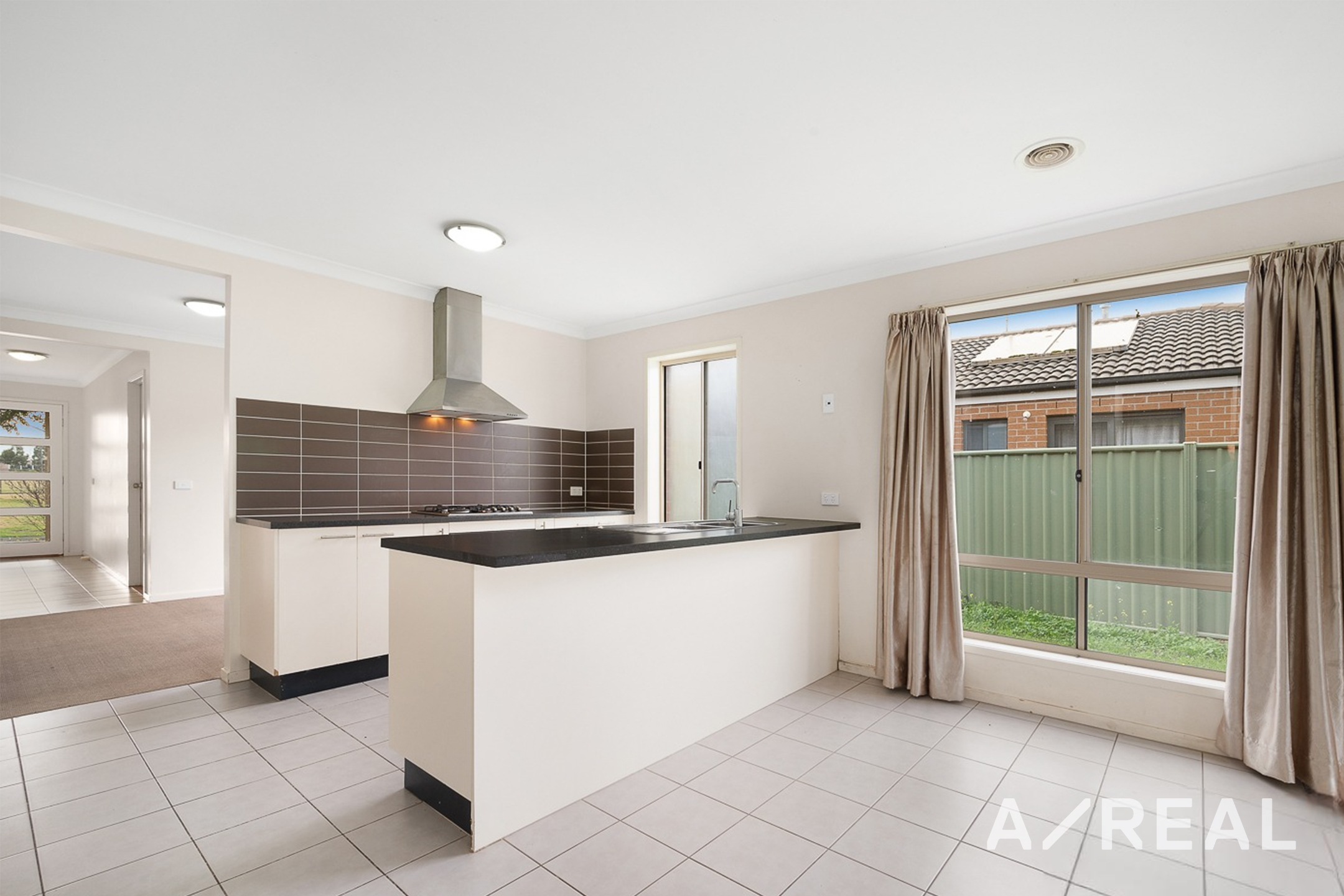 5 Manuka Grove, Wyndham Vale VIC 3024 