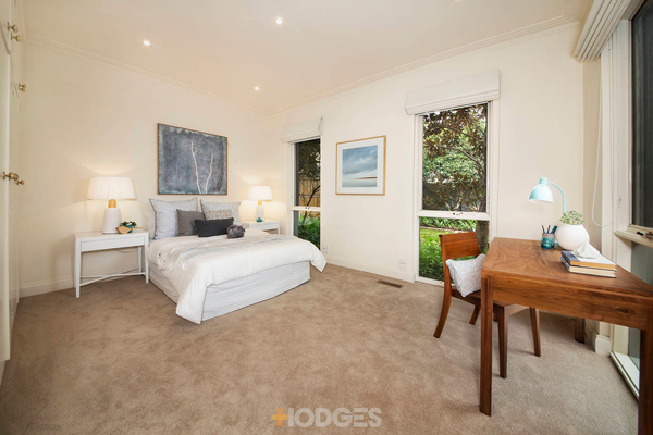 5 Perry Court Brighton East