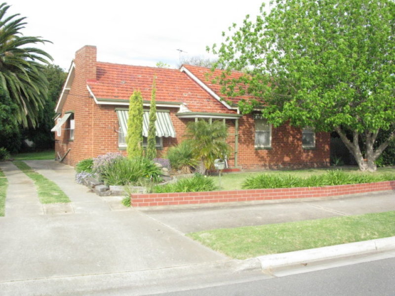 5 Sydney Avenue
