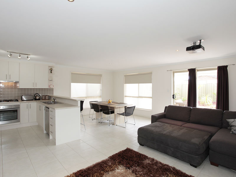 5 Yachtsman Street