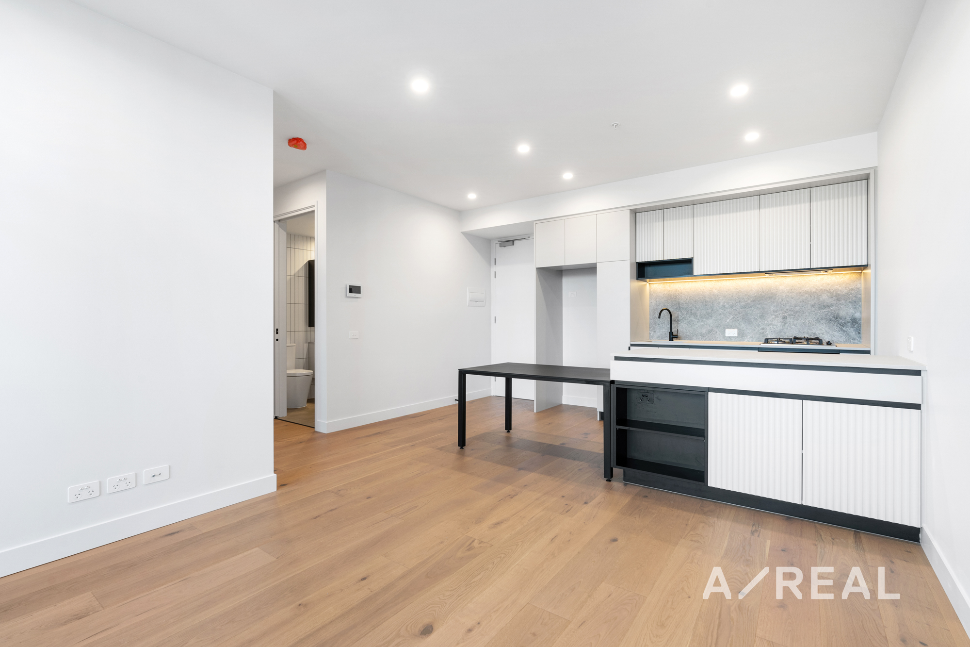 509E/26 Foundation Bvd Burwood East VIC 3151 