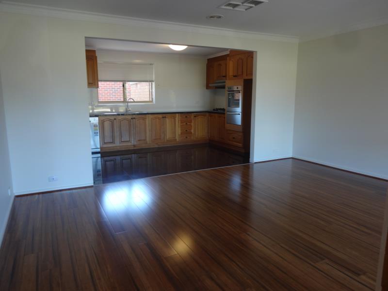 5/13 Ruby Street, Essendon West VIC 3040 