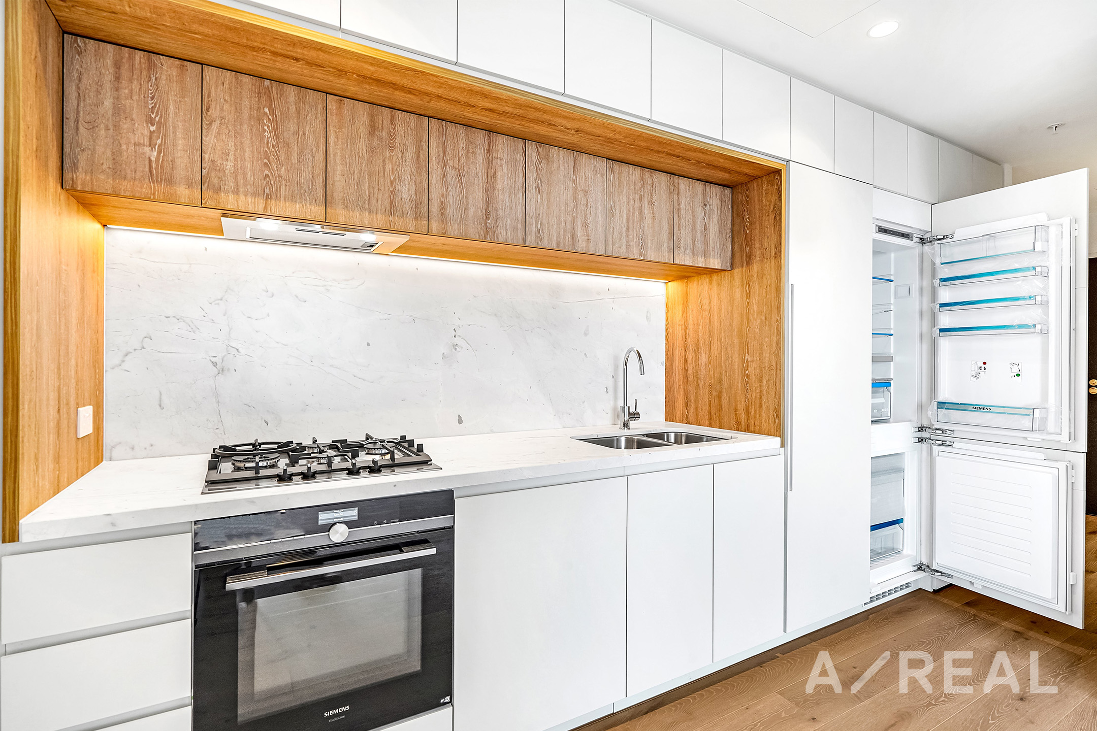 5208D/648 Lonsdale Street, Melbourne VIC 3000 