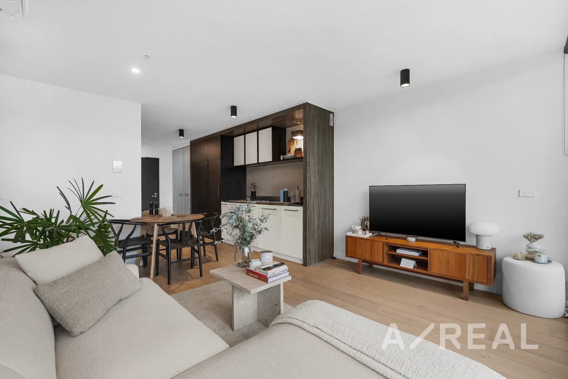 527/20 Shamrock Street, Abbotsford VIC 3067 