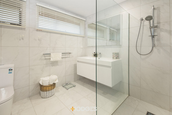 5/39 Plummer Road Mentone