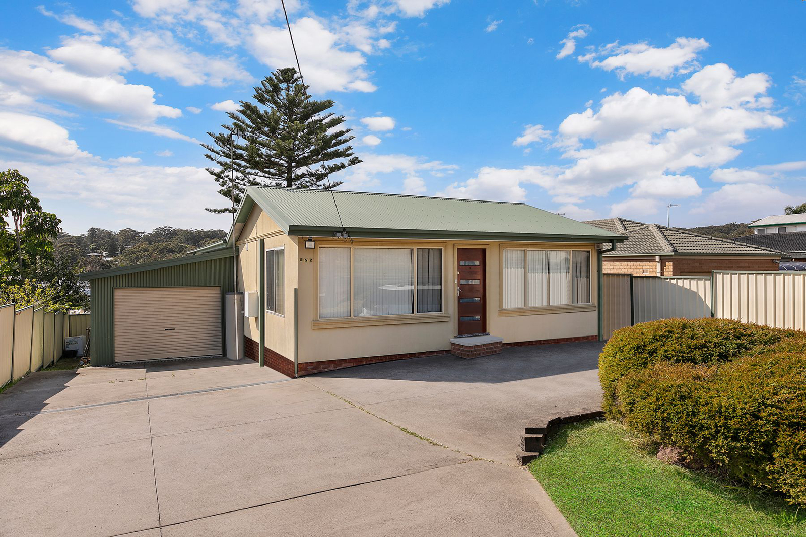 542 The Entrance Road, BATEAU BAY NSW 2261
