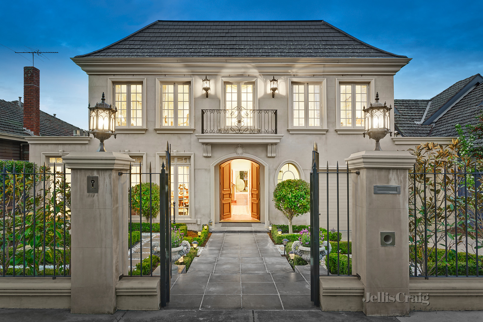 55 Gordon Street, Balwyn
- Print Image 1