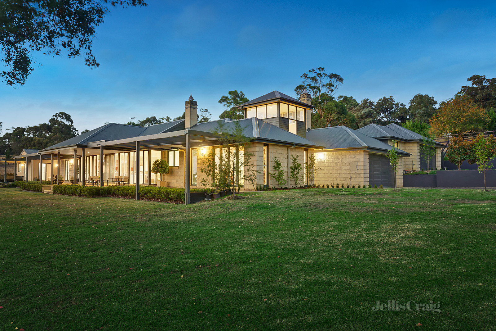 55 Graham Road, Kangaroo Ground
- Print Image 1