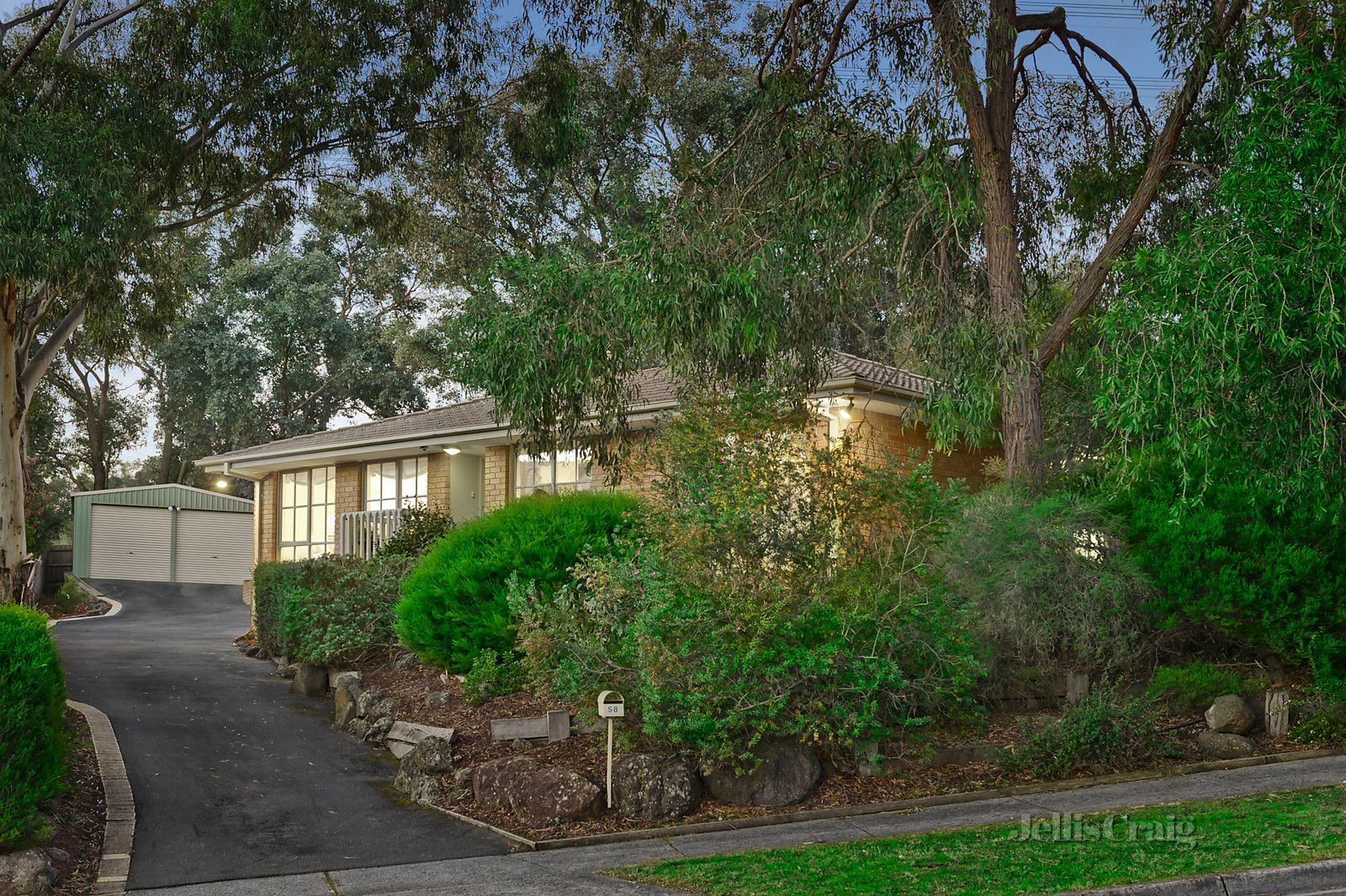 58 Hillingdon Drive, Diamond Creek
- Print Image 1