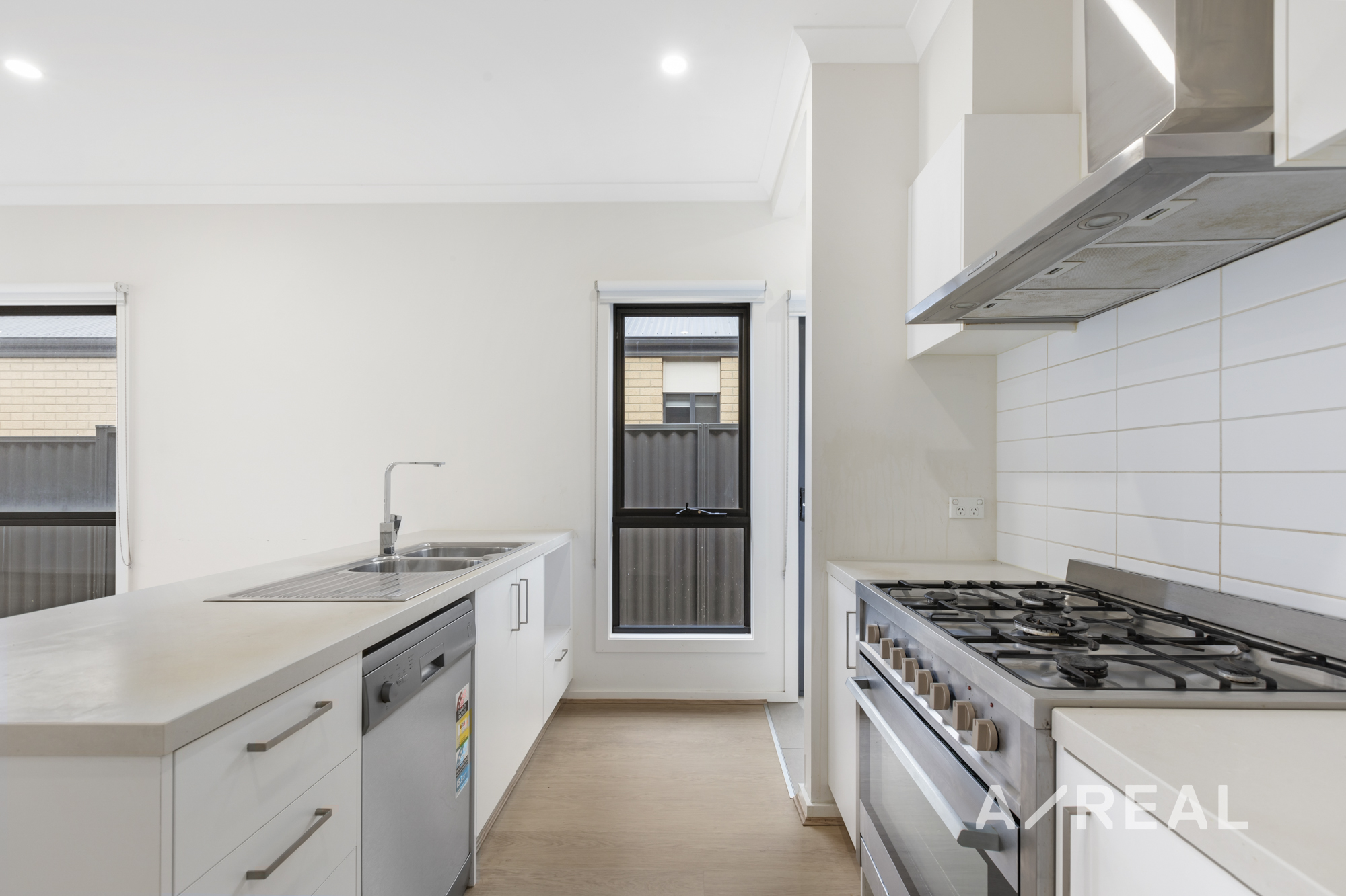 6 Bronze Street, Tarneit VIC 3029 