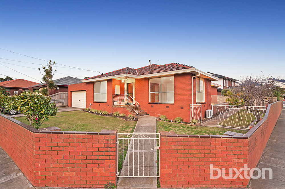 6 Caramar Drive, Oakleigh South