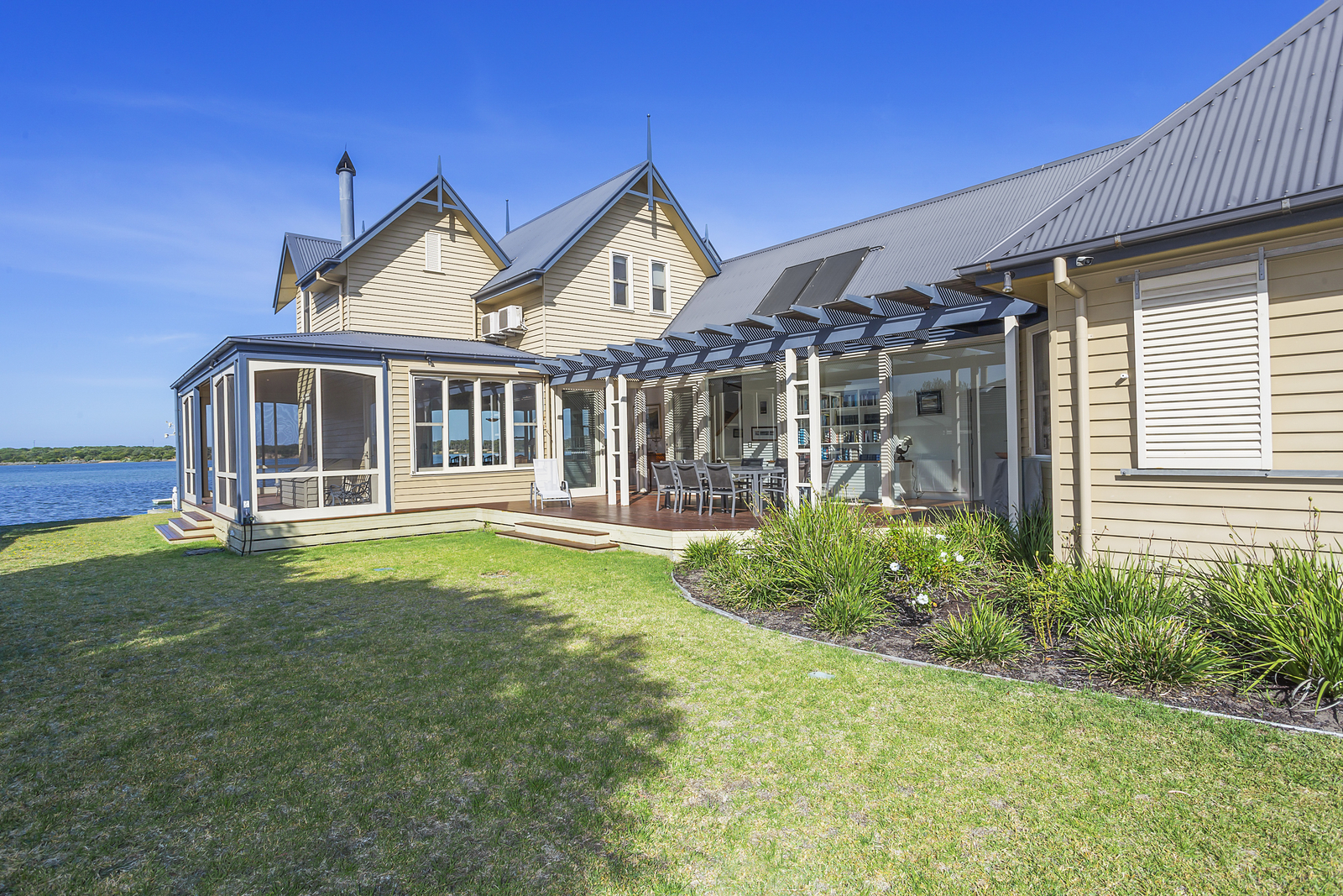 6 Carr Street, Barwon Heads RT Edgar