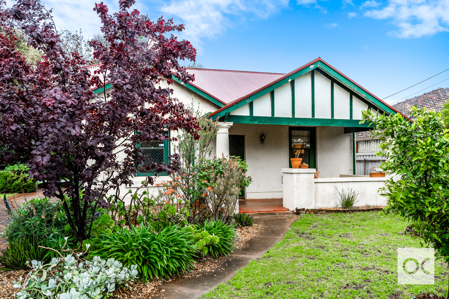 6 Clarence Street