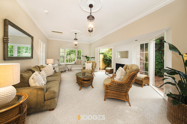 6 Harfleur Avenue Beaumaris