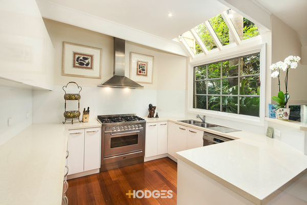 6 Harfleur Avenue Beaumaris
