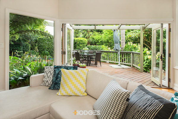 6 Harfleur Avenue Beaumaris