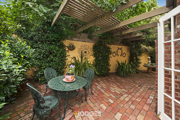 6 Harfleur Avenue Beaumaris