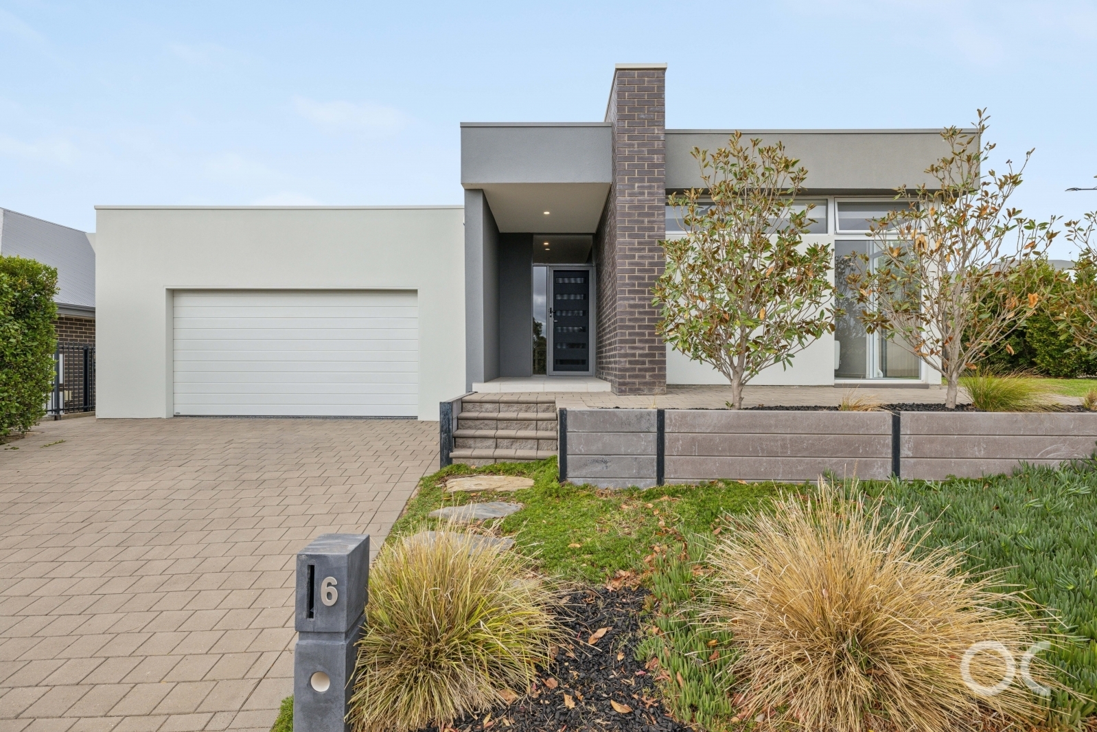 6 Lucerne Crescent