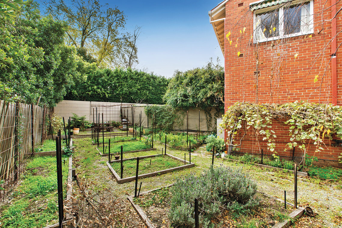 6 McMaster Court Toorak - Photo 3 6 McMaster Court Toorak - Photo 3