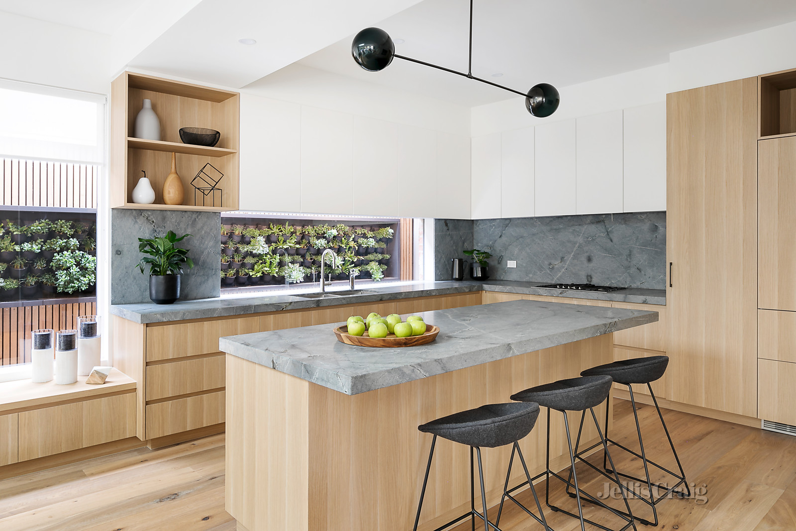 6 Mountview Road, Malvern
- Print Image 1