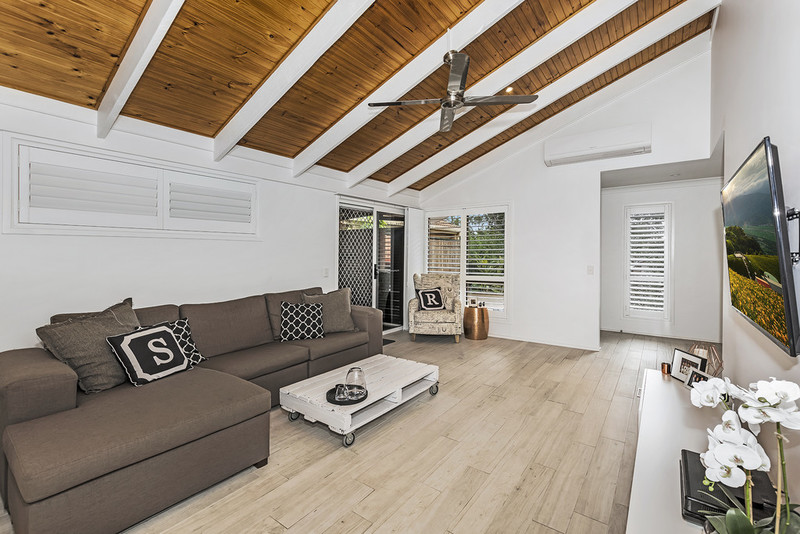 6 St Andrews Glade ROBINA QLD 4226