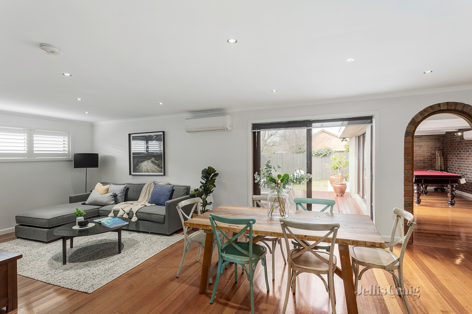6 Tarlee Court, Aspendale
- Print Image 1