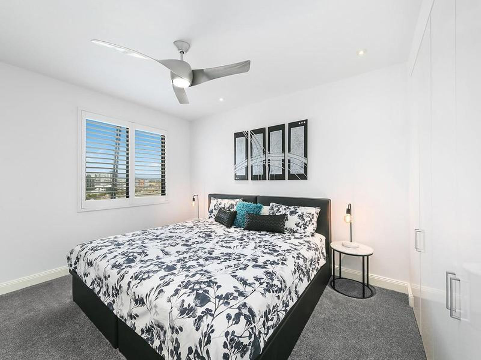 602 19 Honeysuckle Drive Newcastle Nsw 2300