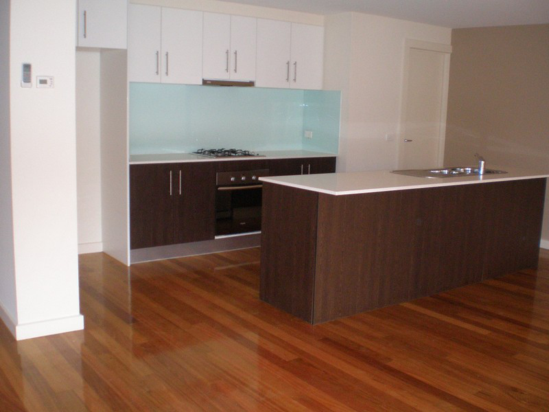 6/1 Nartanda Court, Doncaster East