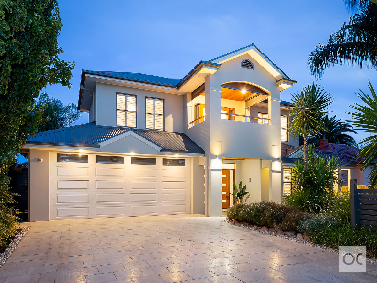 64 Charles Sturt Avenue