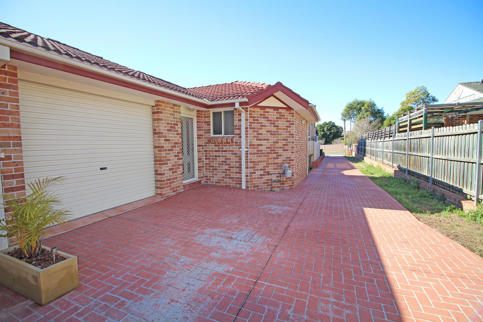 67B Chelmsford Rd, SOUTH WENTWORTHVILLE NSW 2145