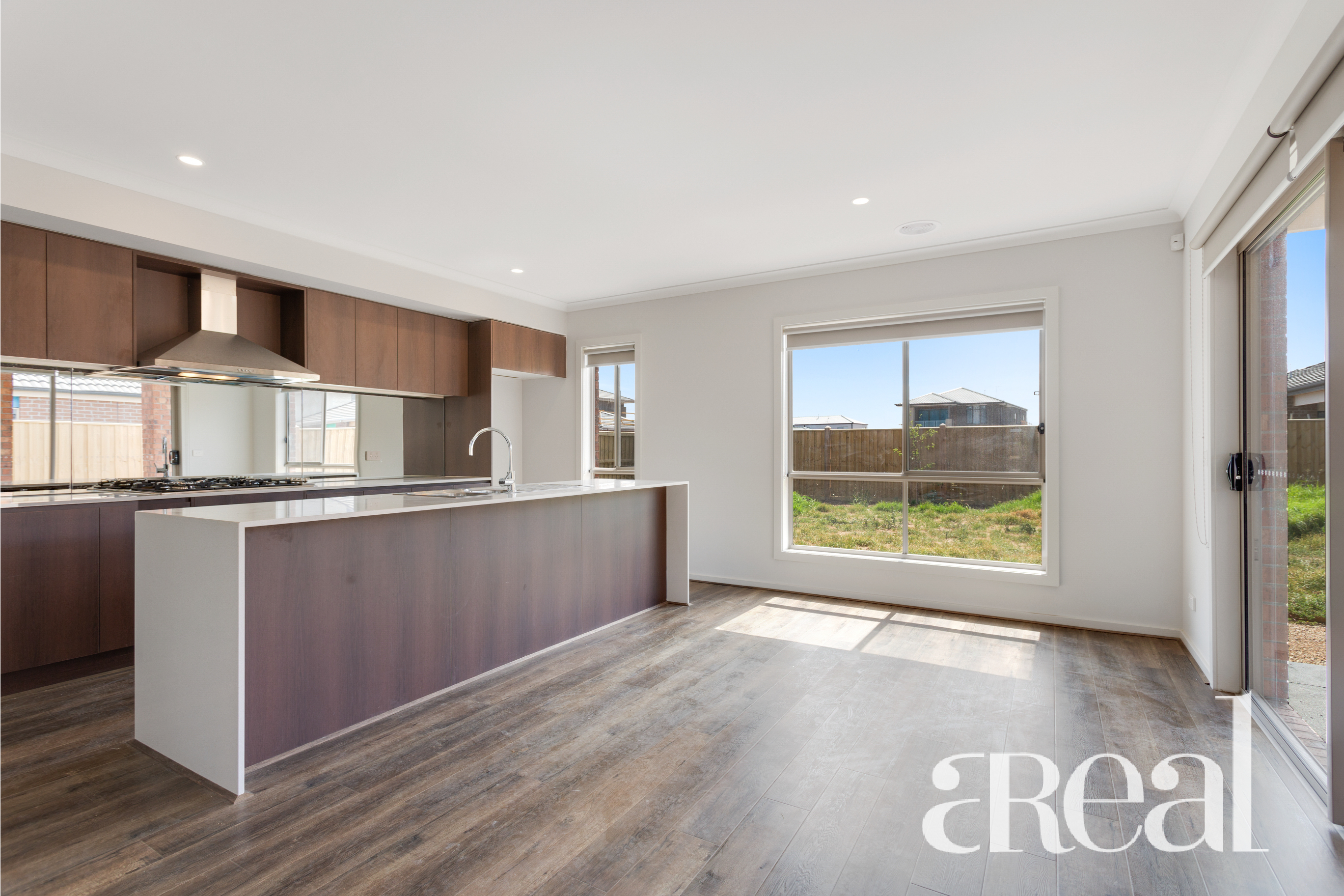 7 Aldinga Avenue, Point Cook VIC 3030 