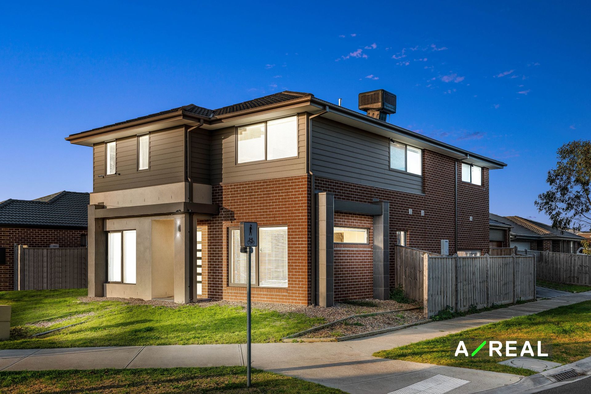 7 Fairwater Drive, Point Cook VIC 3030 