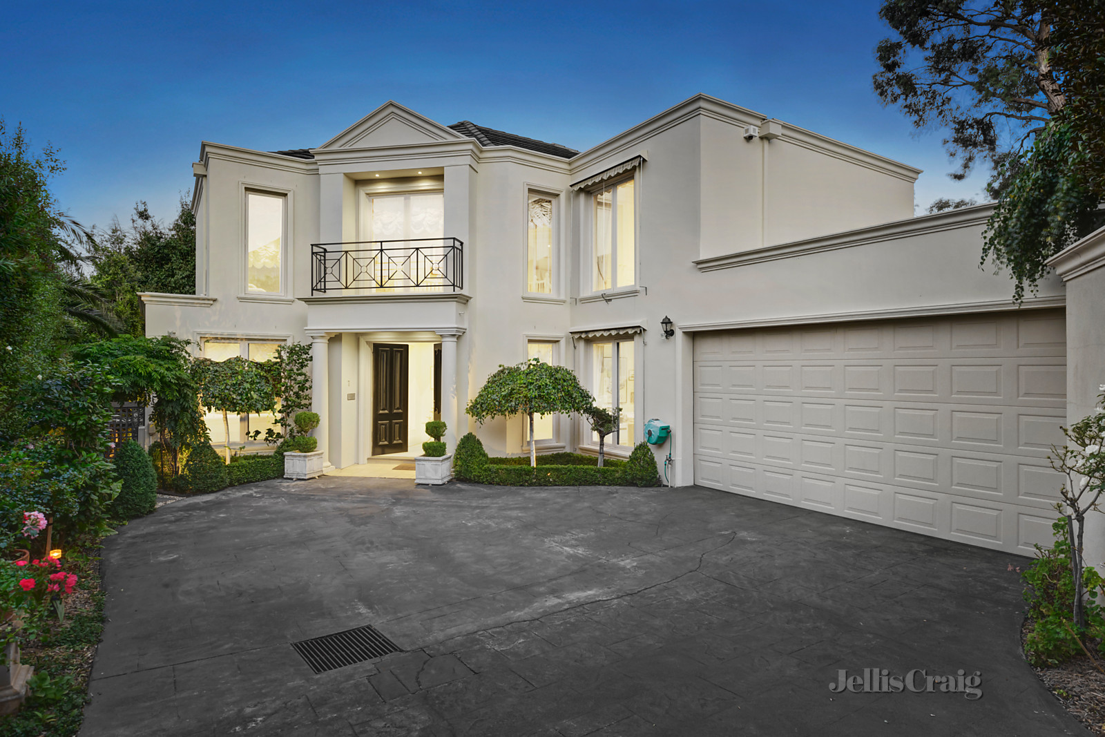7 Larnaca Court, Templestowe
- Print Image 1