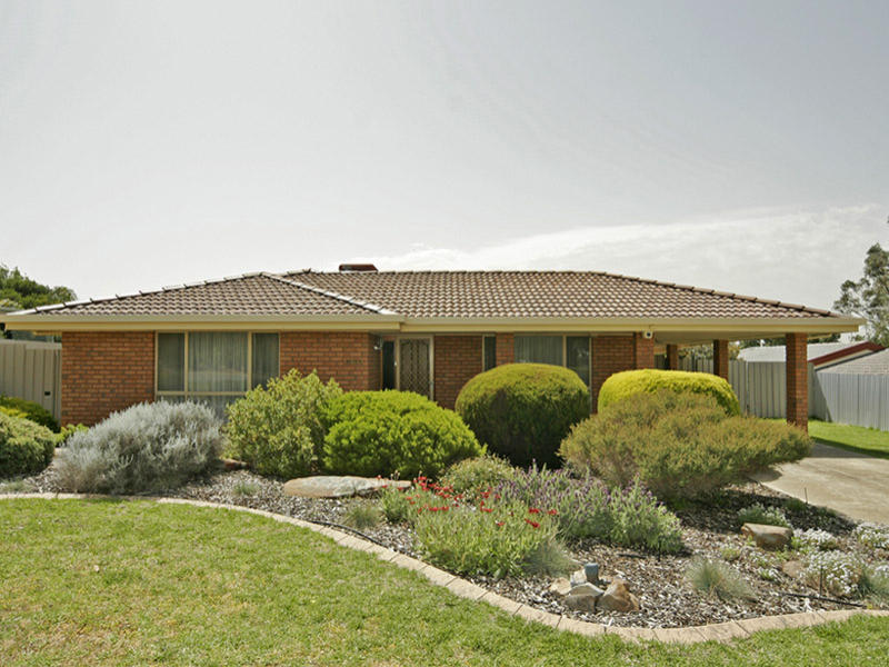 7 Manooka Road