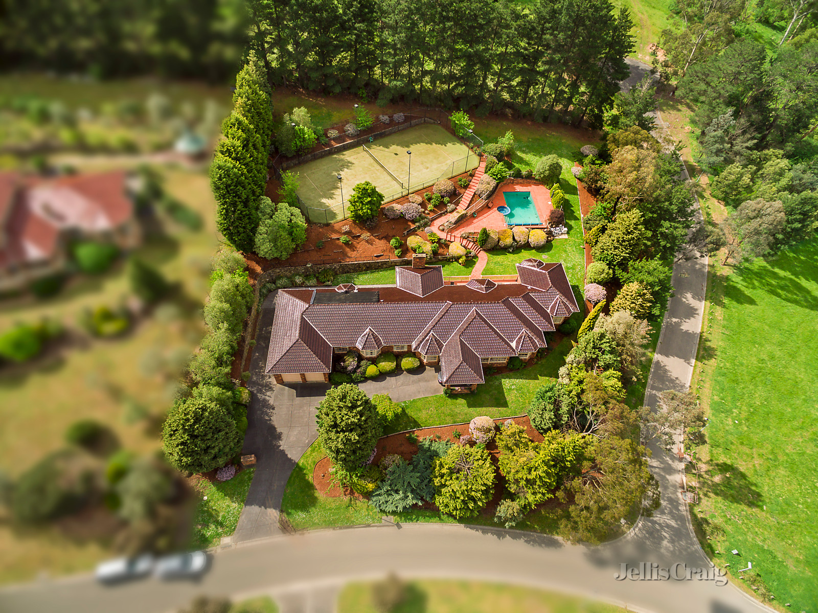 7 Mullum Drive, Donvale
- Print Image 1