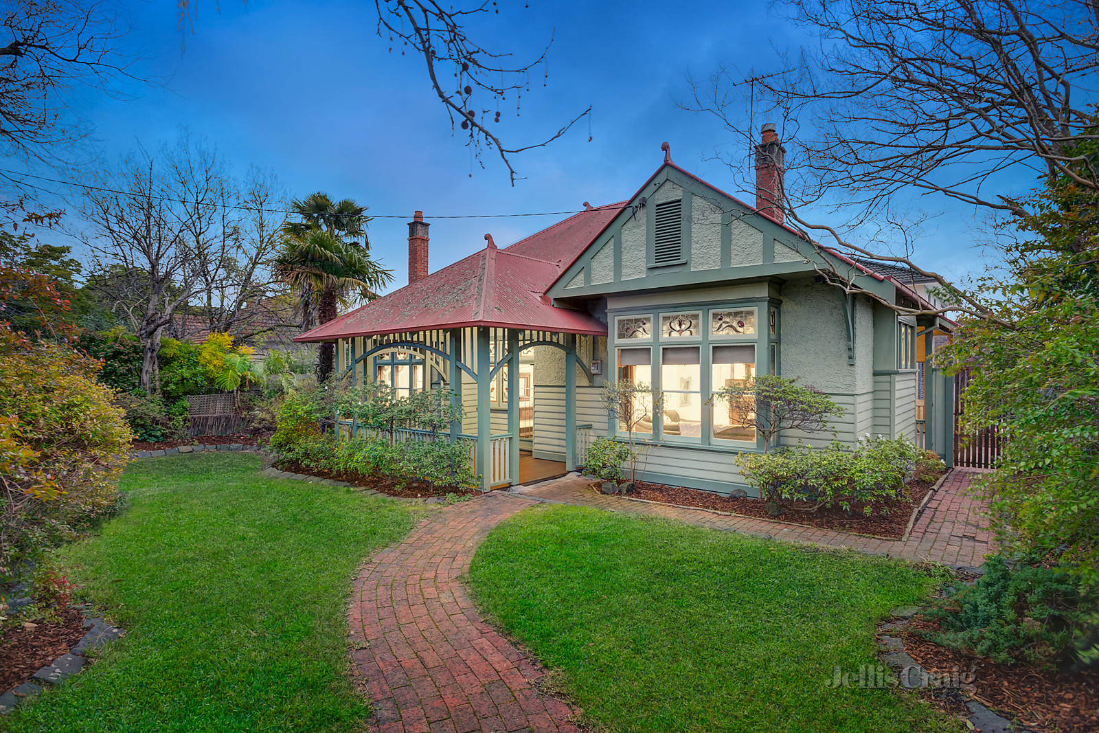 7 Weybridge Street, Surrey Hills
- Print Image 1