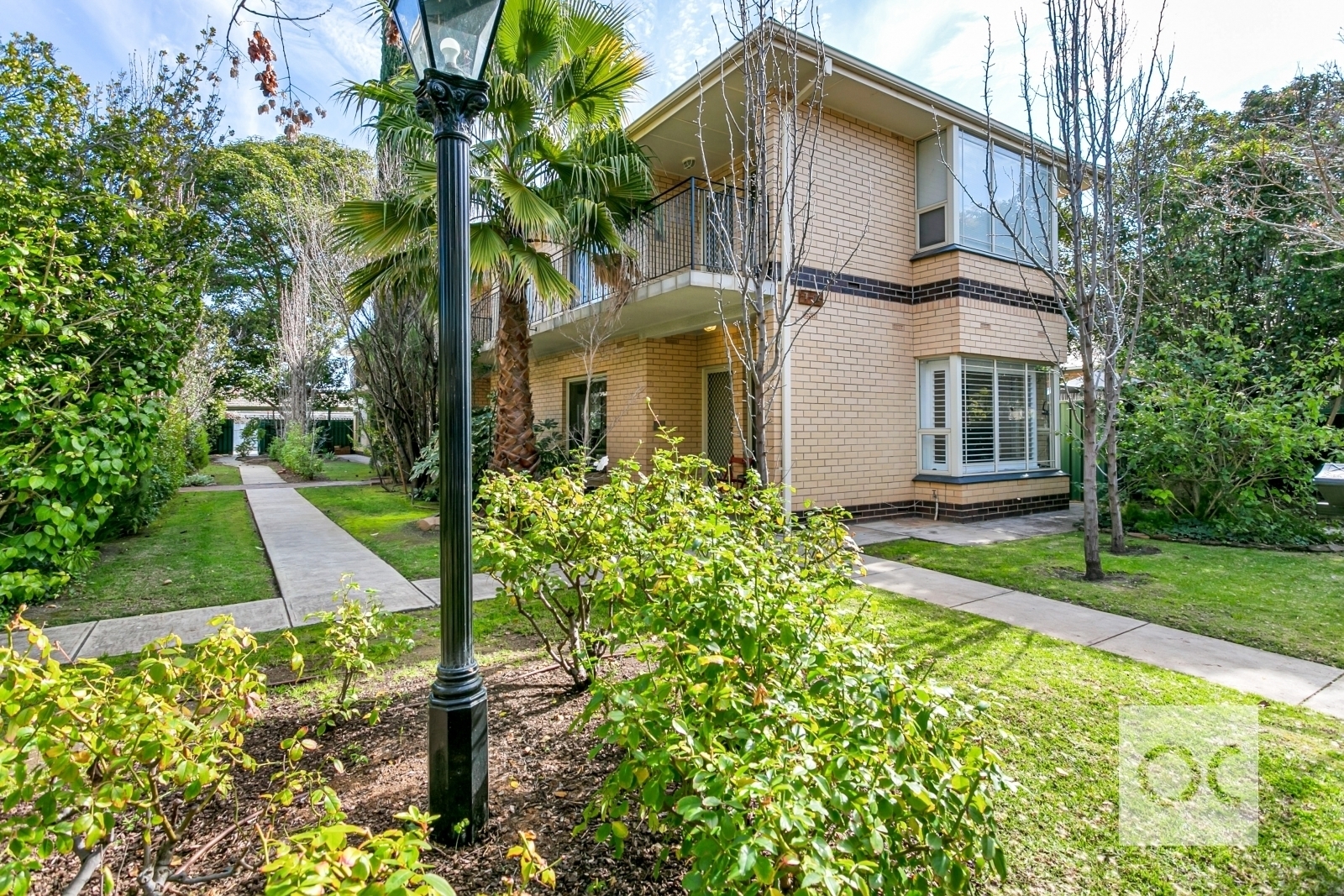 7/4 Macklin Street