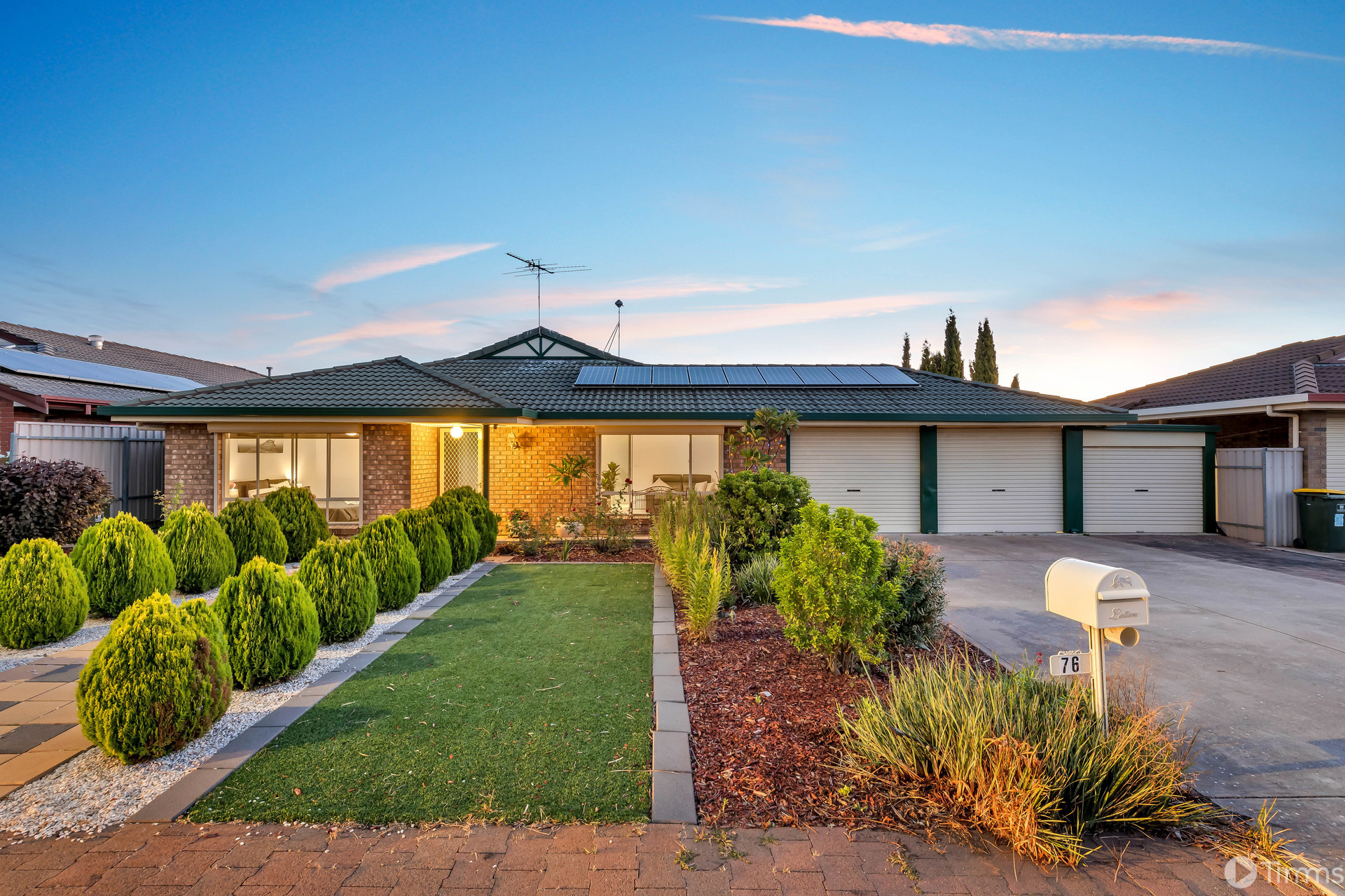 76 Warburton Drive
