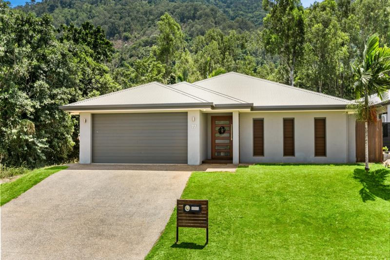 77 McFarlane Drive, Kanimbla QLD 4870