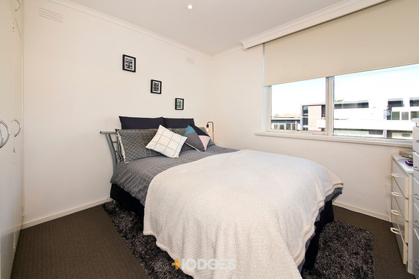 7/74 Westbury Street St Kilda East