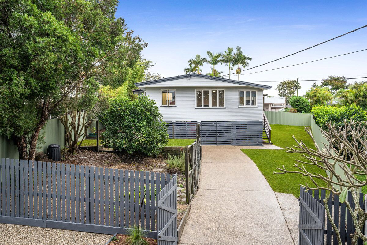 79 Roseneath Parade, Wynnum West QLD 4178