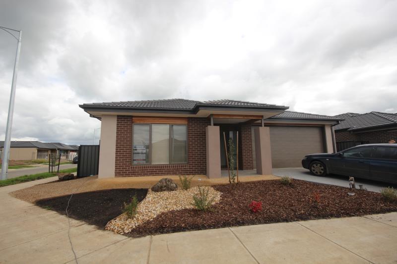 8 Ainslie Rise, Mernda VIC 3754 