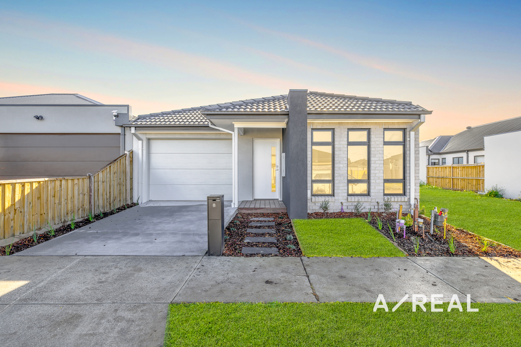 8 Aqua Street, Wollert VIC 3750 