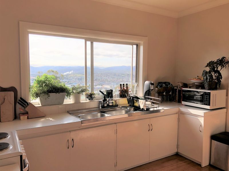 8 Beverley Grove, West Moonah, TAS, 7009
