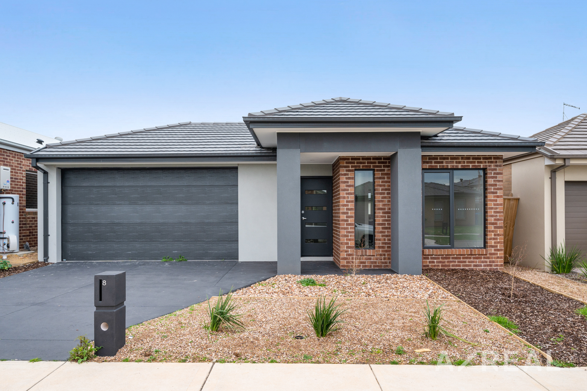8 Bolero Way, Junction Village VIC 3977 