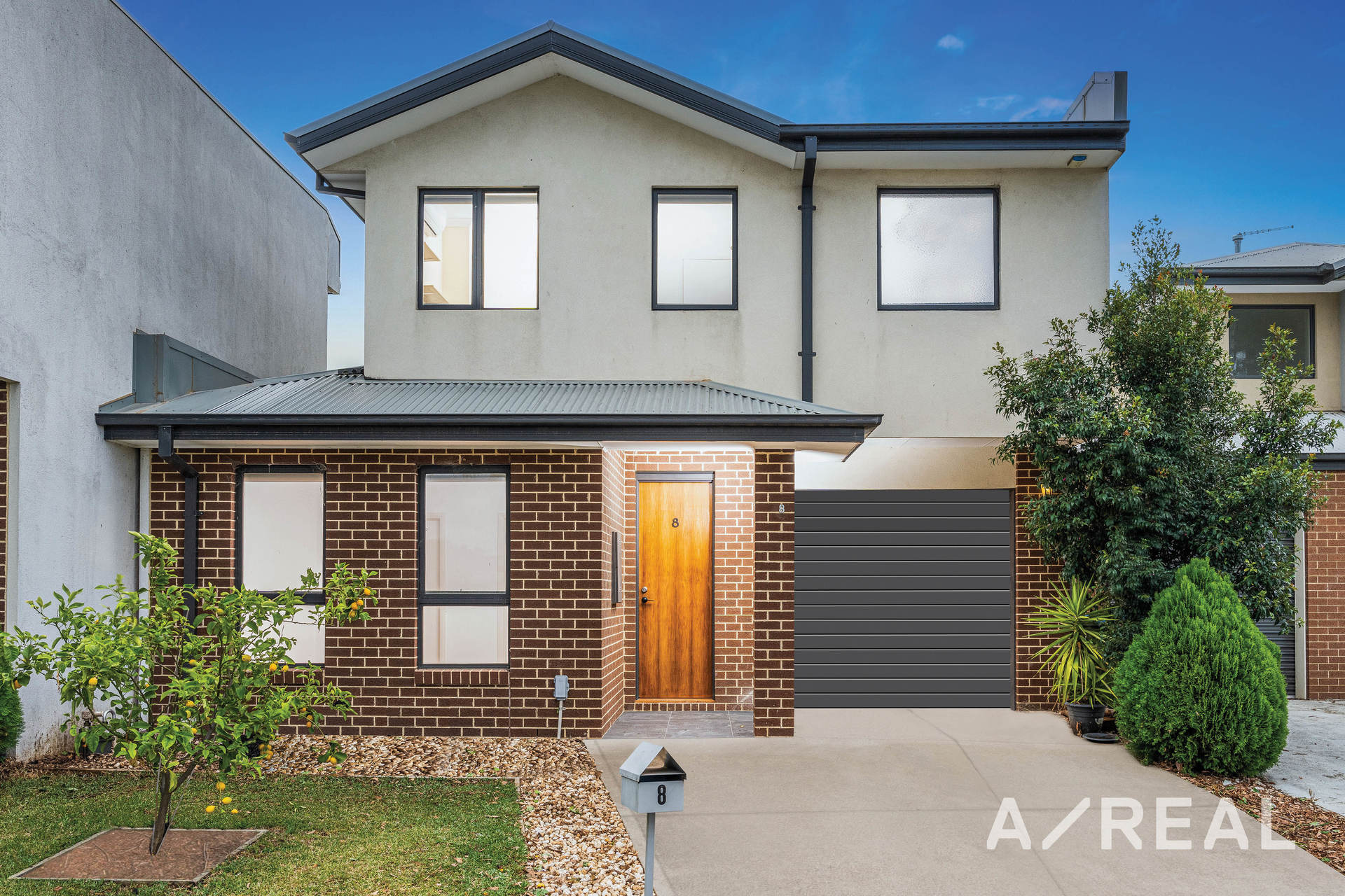 8 Cheviot Drive, Truganina VIC 3029 