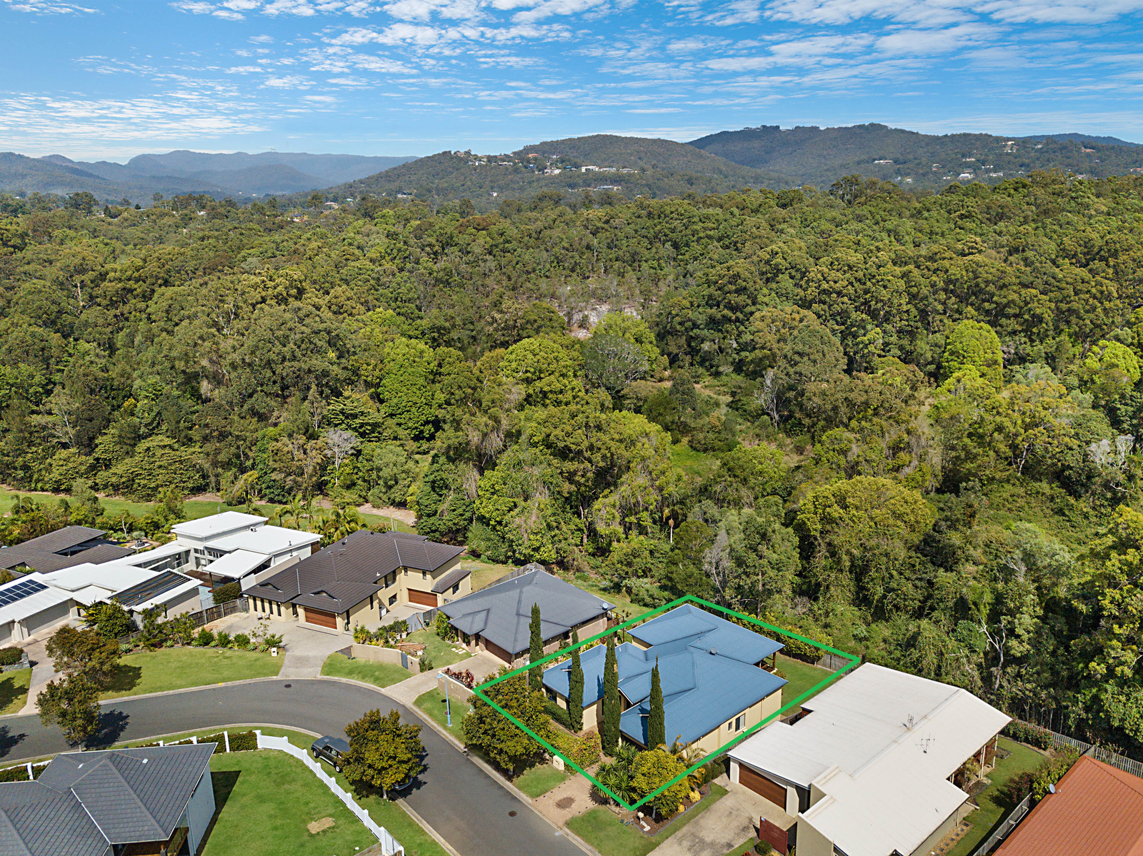 8 Kerrigan Court, Mudgeeraba QLD 4213