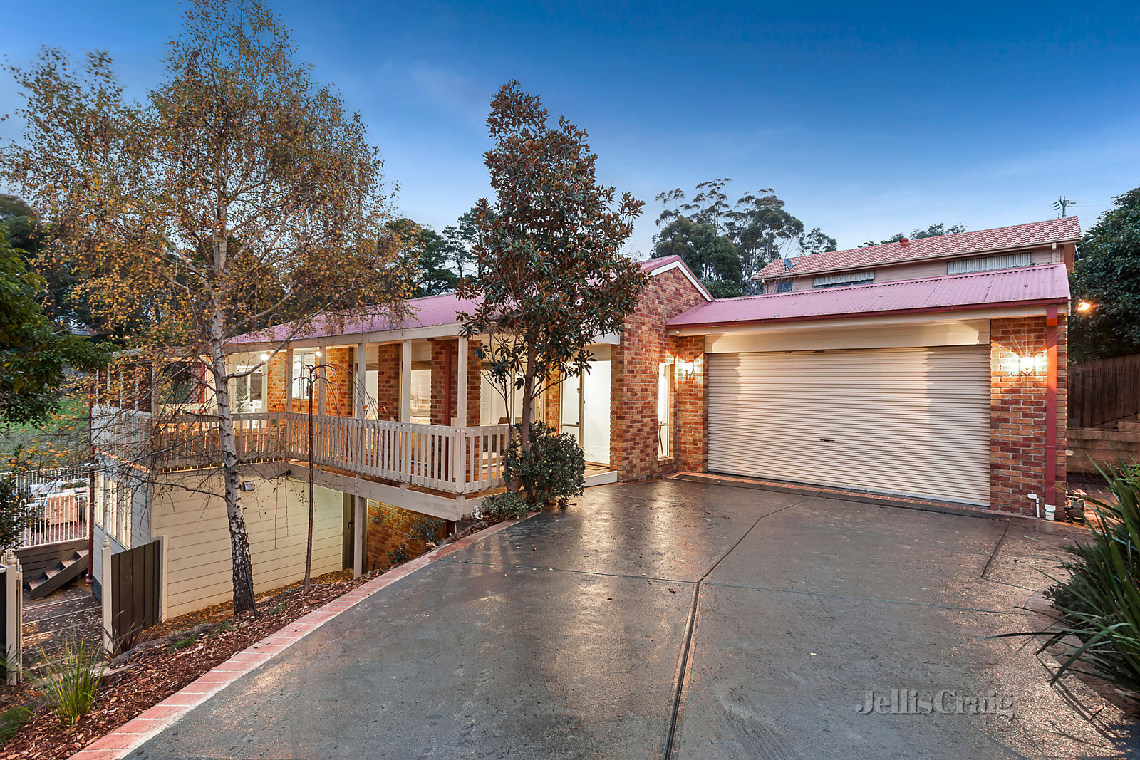 8 Kim Street, Diamond Creek
- Print Image 1