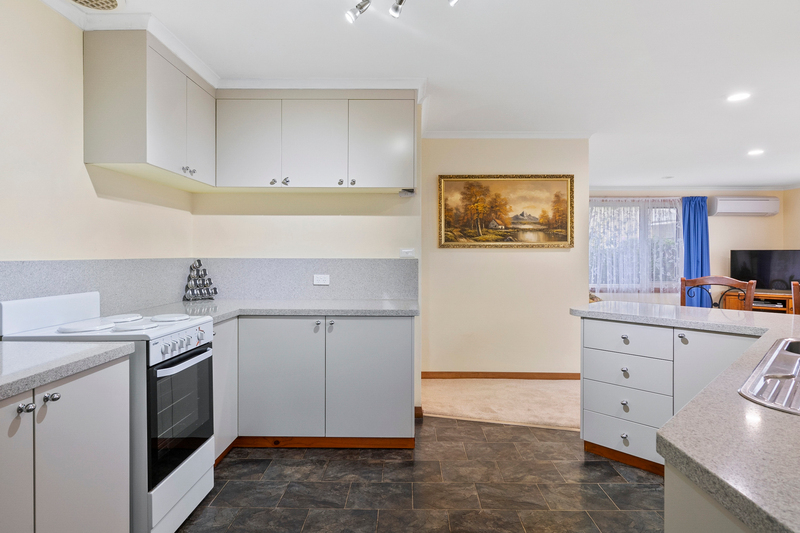 8 Signal Hill Road, Dodges Ferry, TAS, 7173